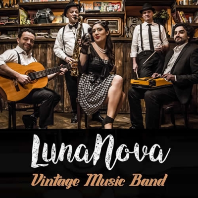 LunaNova Vintage Band