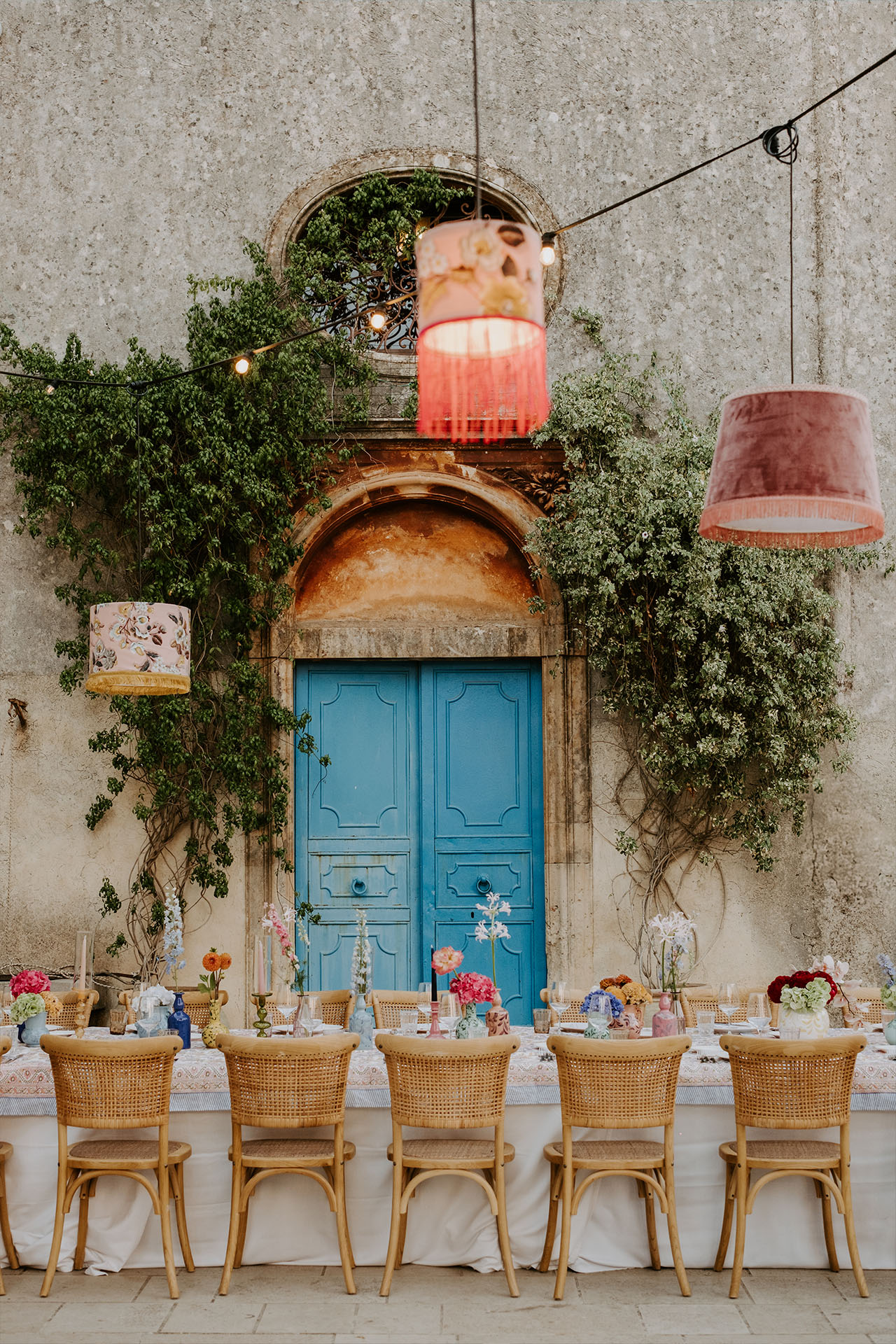 Sposi Sicilia: una selezione esclusiva di atelier, fotografi, location e professionisti per l'organizzazione del tuo matrimonio in Sicilia.