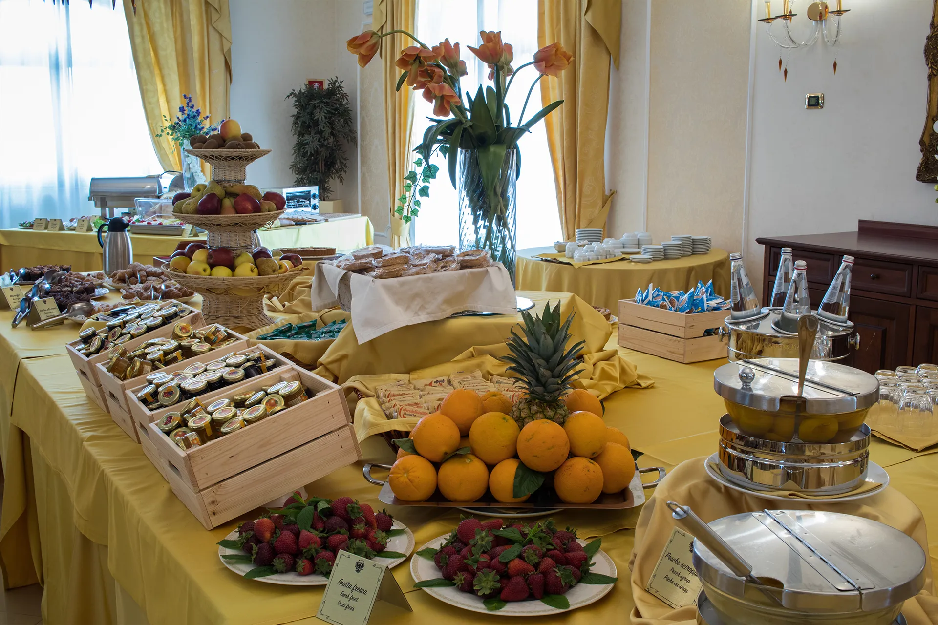 Cerchi una location per eventi a Enna Visita il Federico II Palace Hotel2 colazione6