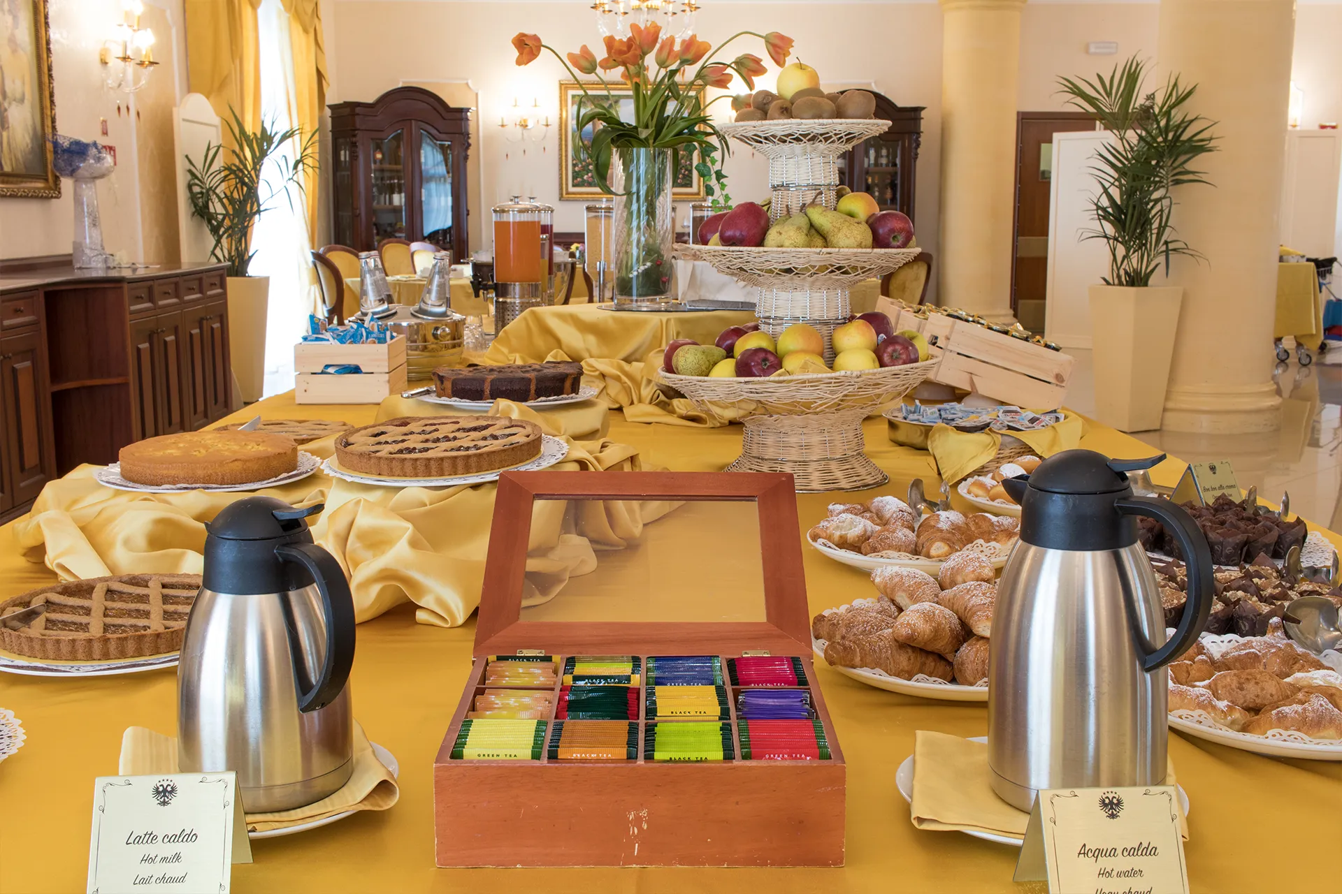 Cerchi una location per eventi a Enna Visita il Federico II Palace Hotel2 colazione7