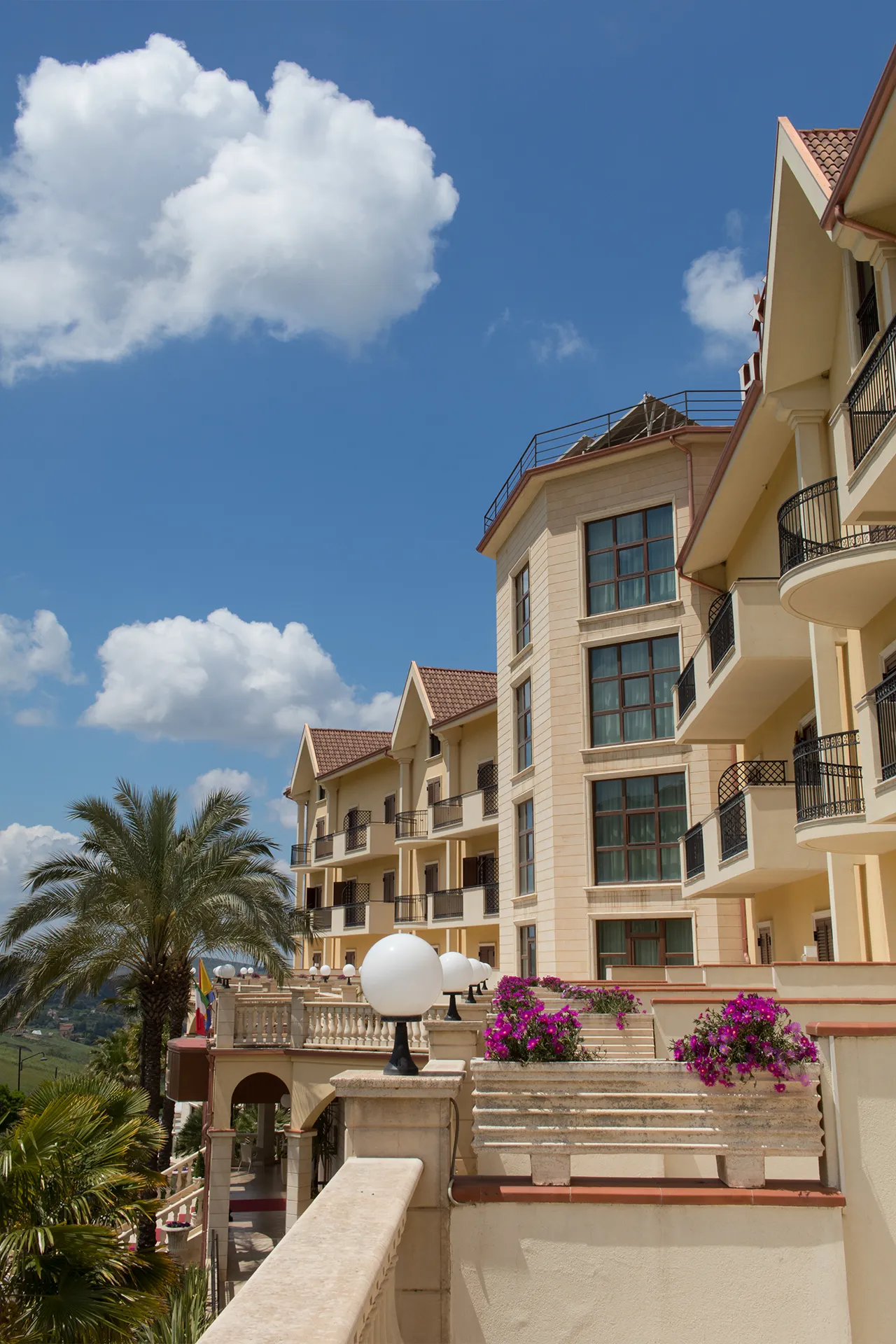Il Federico II Palace Hotel è la sala ricevimenti a Enna con spa in cui i vostri sogni di un matrimonio perfetto prendono vita.