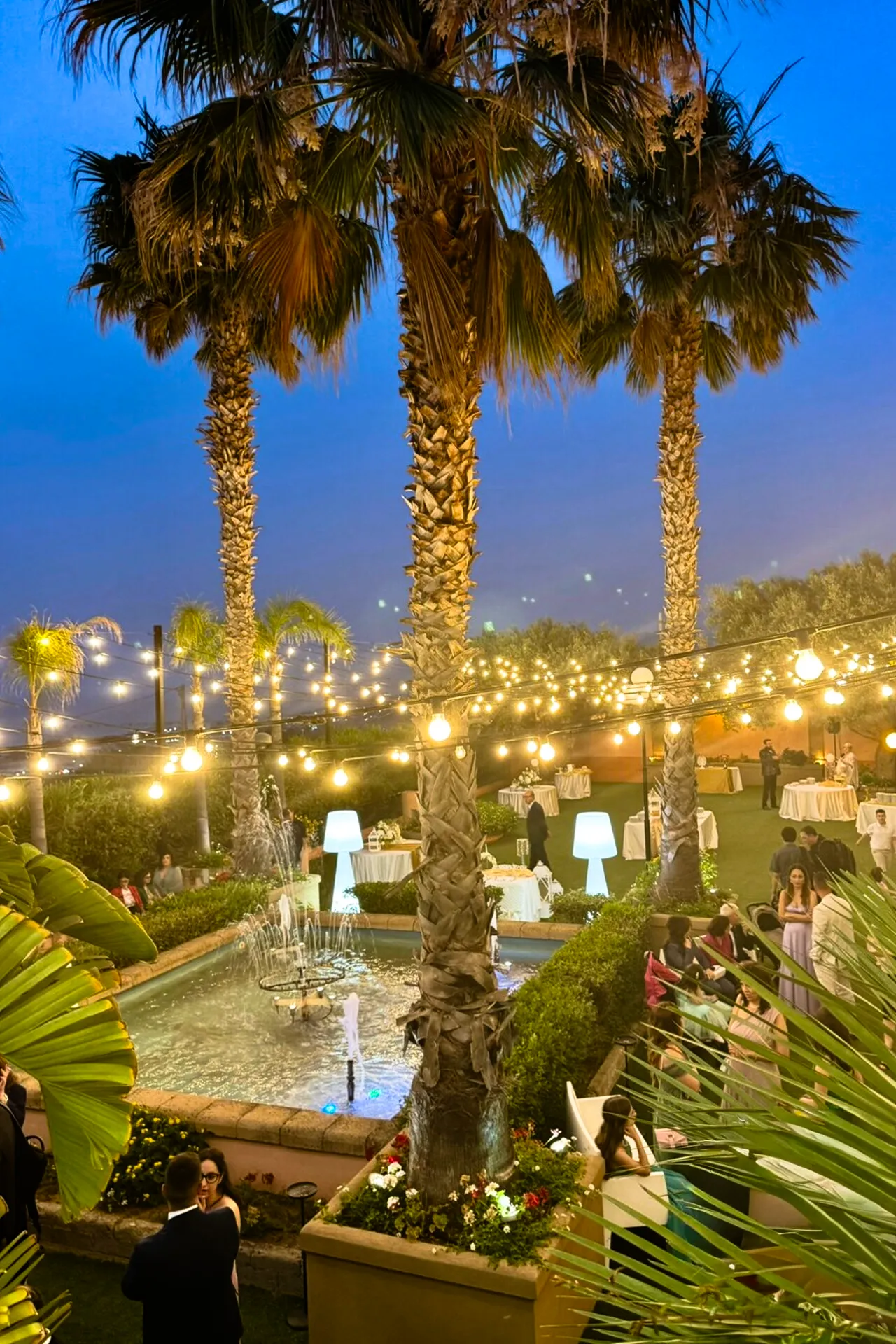 Moby Dick è una location per matrimoni a Termini Imerese (Palermo), una sintesi di architettura mediterranea e ospitalità d’alto livello.
